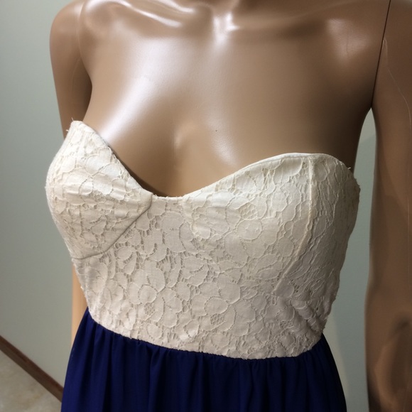 Maxi Dress with Sweetheart Neckline LAST CHANCE - Picture 5 of 6